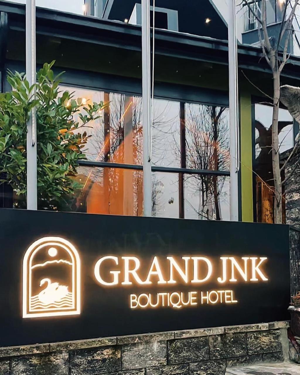 Grand Jnk Boutique Hotel Kukes Exterior foto